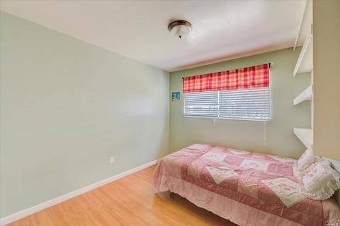 1123 Viewpoint Blvd, Rodeo, CA 94572 photo 14