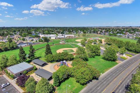 642 Fox Pointe Rd, Vacaville, CA 95687 photo 42