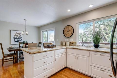 9 Fox Ct, Novato, CA 94945 photo 2