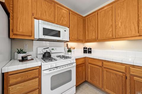 8002 Ferrari Way, Windsor, CA 95492 photo 18