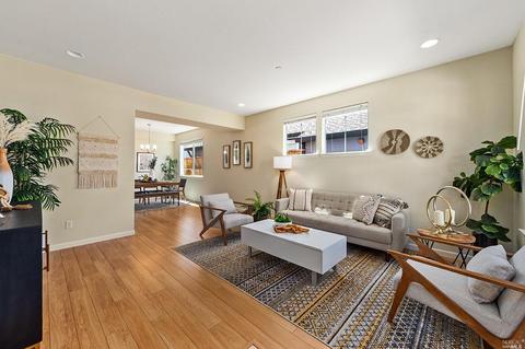 8002 Ferrari Way, Windsor, CA 95492 photo 3