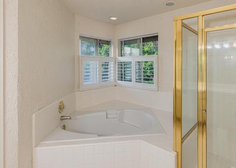 9621 Lord Dr, Windsor, CA 95492 photo 10