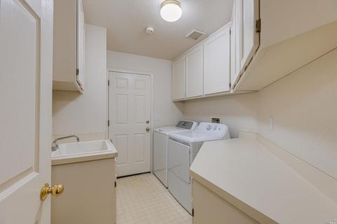 9621 Lord Dr, Windsor, CA 95492 photo 17