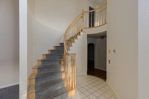 9621 Lord Dr, Windsor, CA 95492 photo 7