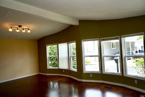 8159 Birch St, Windsor, CA 95492 photo 4