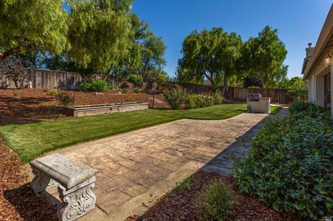 782 Dynasty Dr, Fairfield, CA 94534 photo 3