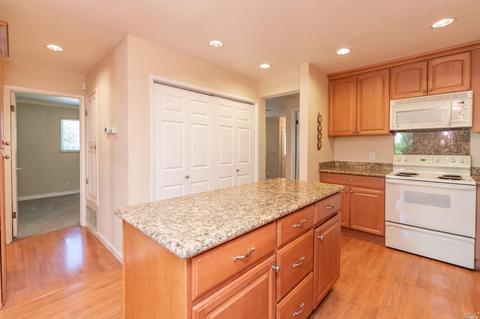 2441 Baltic Dr, Fairfield, CA 94533 photo 27