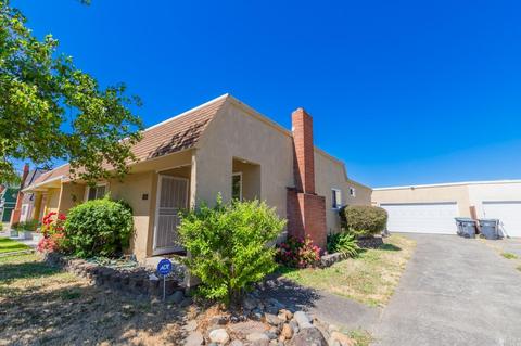 2441 Baltic Dr, Fairfield, CA 94533 photo 6