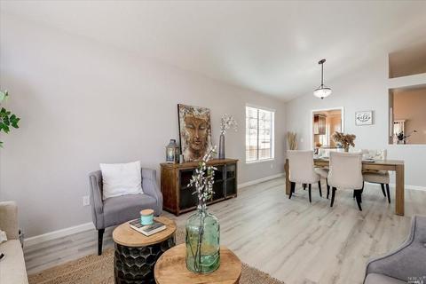 1224 Tanglewood Dr, Fairfield, CA 94533 photo 9