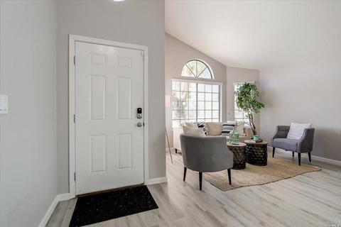 1224 Tanglewood Dr, Fairfield, CA 94533 photo 4