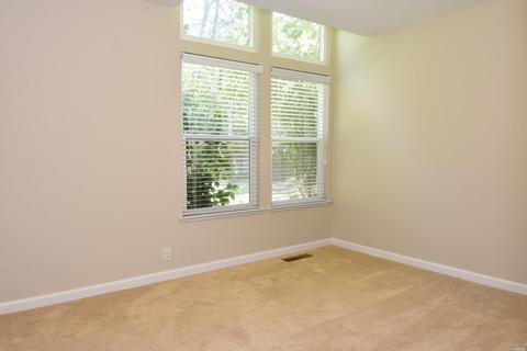 8690 Nina Ct, Cotati, CA 94931 photo 12