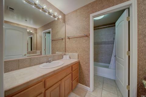 488 Mountain Meadows Dr, Fairfield, CA 94534 photo 11