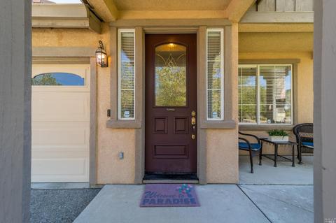 488 Mountain Meadows Dr, Fairfield, CA 94534 photo 4