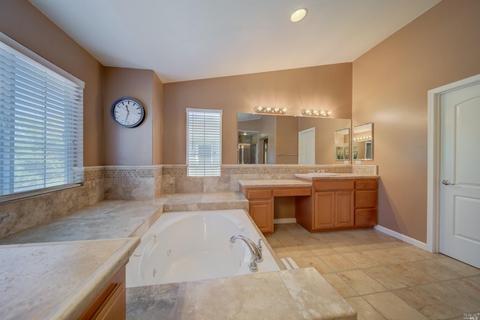488 Mountain Meadows Dr, Fairfield, CA 94534 photo 48