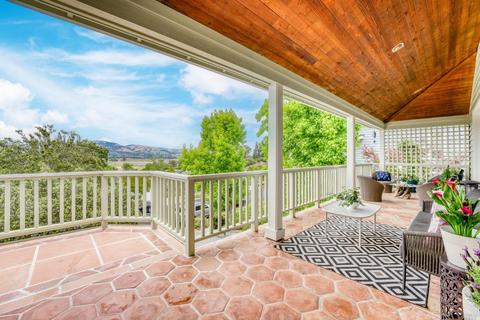 38 Clement Ct, Napa, CA 94558 photo 3