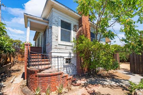 301 E K St, Benicia, CA 94510 photo 1