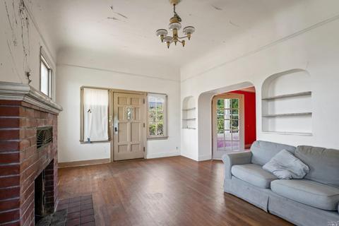 301 E K St, Benicia, CA 94510 photo 3