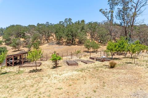 10465 Pelham Dr, Windsor, CA 95492 photo 3
