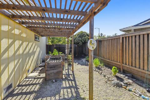 355 Pacer Ct, Vallejo, CA 94591 photo 27