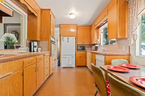 17200 Fitzpatrick Ln, Occidental, CA 95465 photo 24