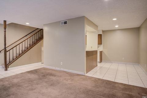165 Oddstad Dr #65, Vallejo, CA 94589 photo 4