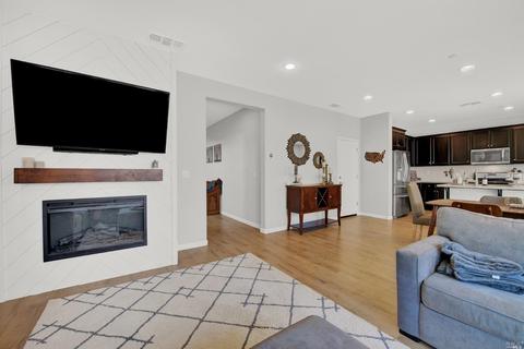 1205 Dartmouth Cir, Dixon, CA 95620 photo 9