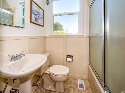 232 Mountain View Ave, Vallejo, CA 94590 photo 14