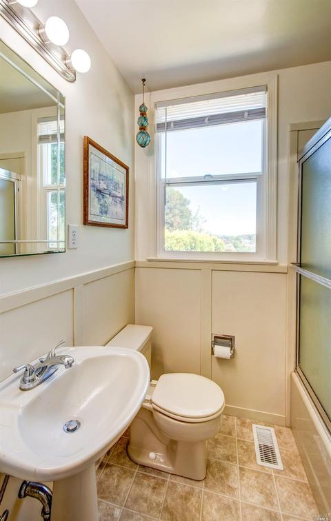 232 Mountain View Ave, Vallejo, CA 94590 photo 15