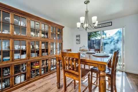 420 Sugar Maple Ln, Windsor, CA 95492 photo 5