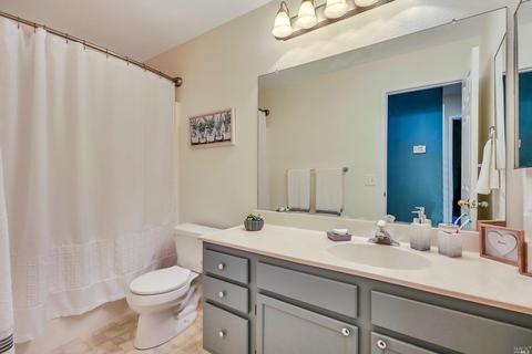 420 Sugar Maple Ln, Windsor, CA 95492 photo 9