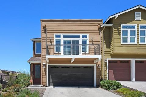 557 Jade St, Petaluma, CA 94952 photo 2