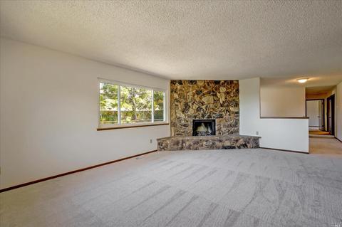 17 Jackson Ct, Novato, CA 94947 photo 4