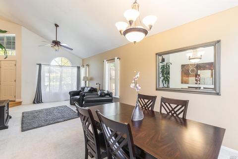 974 Buckingham Dr, Windsor, CA 95492 photo 7