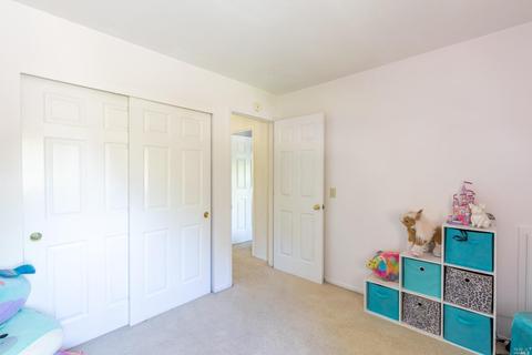 974 Buckingham Dr, Windsor, CA 95492 photo 23
