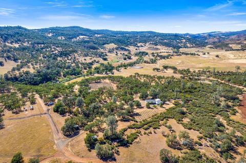 23071 Jerusalem Grade, Middletown, CA 95461 photo 3