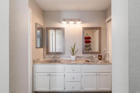 466 La Esperanza Dr, Dixon, CA 95620 photo 9