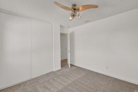 405 Colonial Cir, Vacaville, CA 95687 photo 15