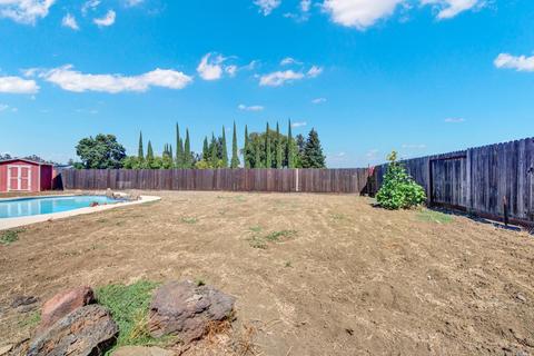 405 Colonial Cir, Vacaville, CA 95687 photo 42