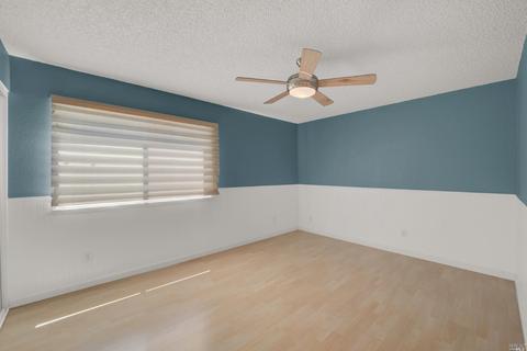 405 Colonial Cir, Vacaville, CA 95687 photo 20