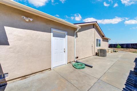 405 Colonial Cir, Vacaville, CA 95687 photo 49
