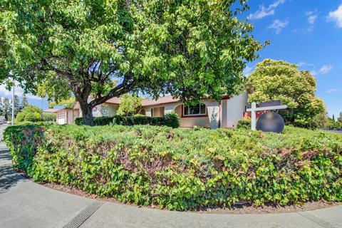 3000 Chestnut Ct, Fairfield, CA 94533 photo 3