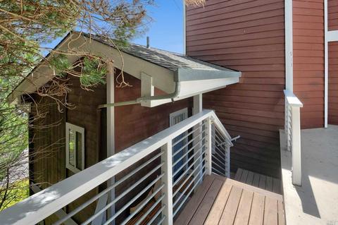 913 Alturas Way, Mill Valley, CA 94941 photo 2