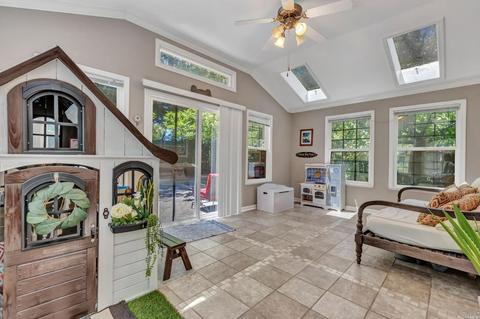 272 Edwin Dr, Vacaville, CA 95687 photo 23