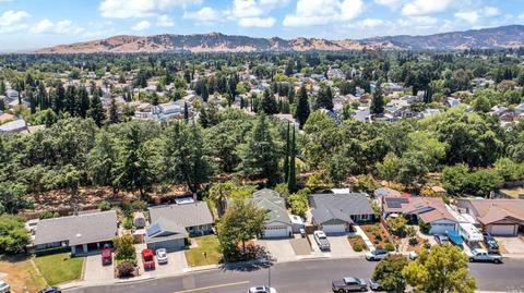 272 Edwin Dr, Vacaville, CA 95687 photo 42