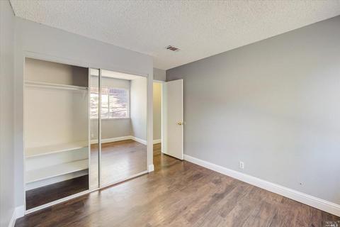 261 Woodridge Dr, Vallejo, CA 94591 photo 26