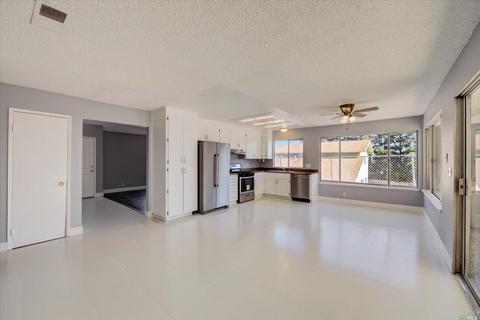261 Woodridge Dr, Vallejo, CA 94591 photo 11
