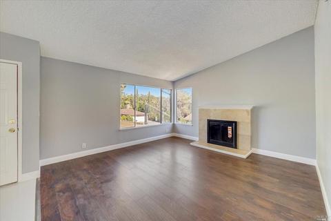 261 Woodridge Dr, Vallejo, CA 94591 photo 6