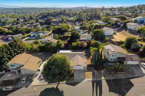 261 Woodridge Dr, Vallejo, CA 94591 photo 40