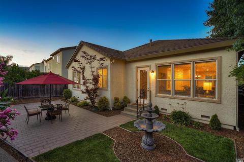 596 Decanter Cir, Windsor, CA 95492 photo 4
