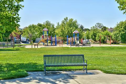 596 Decanter Cir, Windsor, CA 95492 photo 25